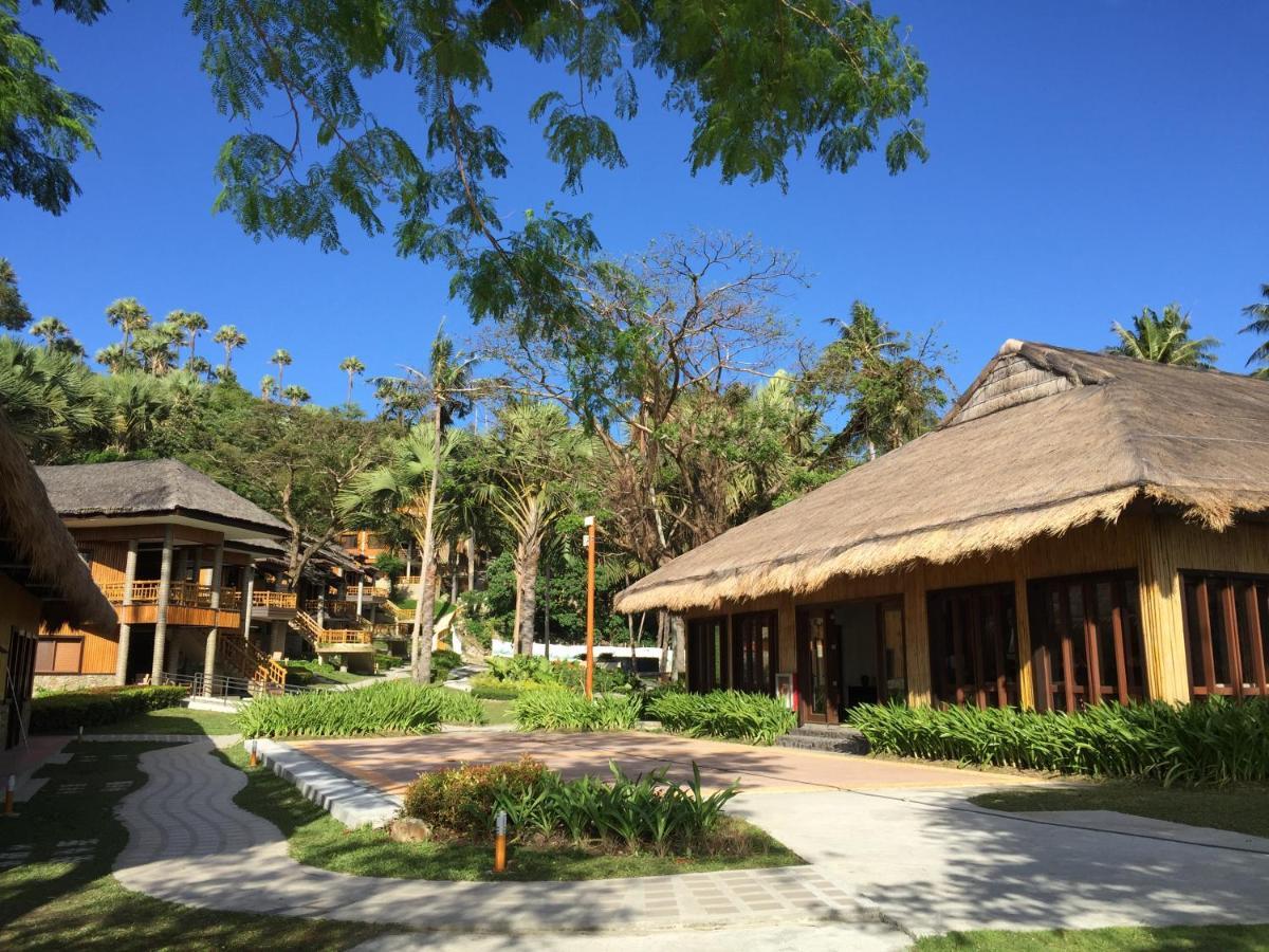 Hotel Fridays Puerto Galera Exterior foto